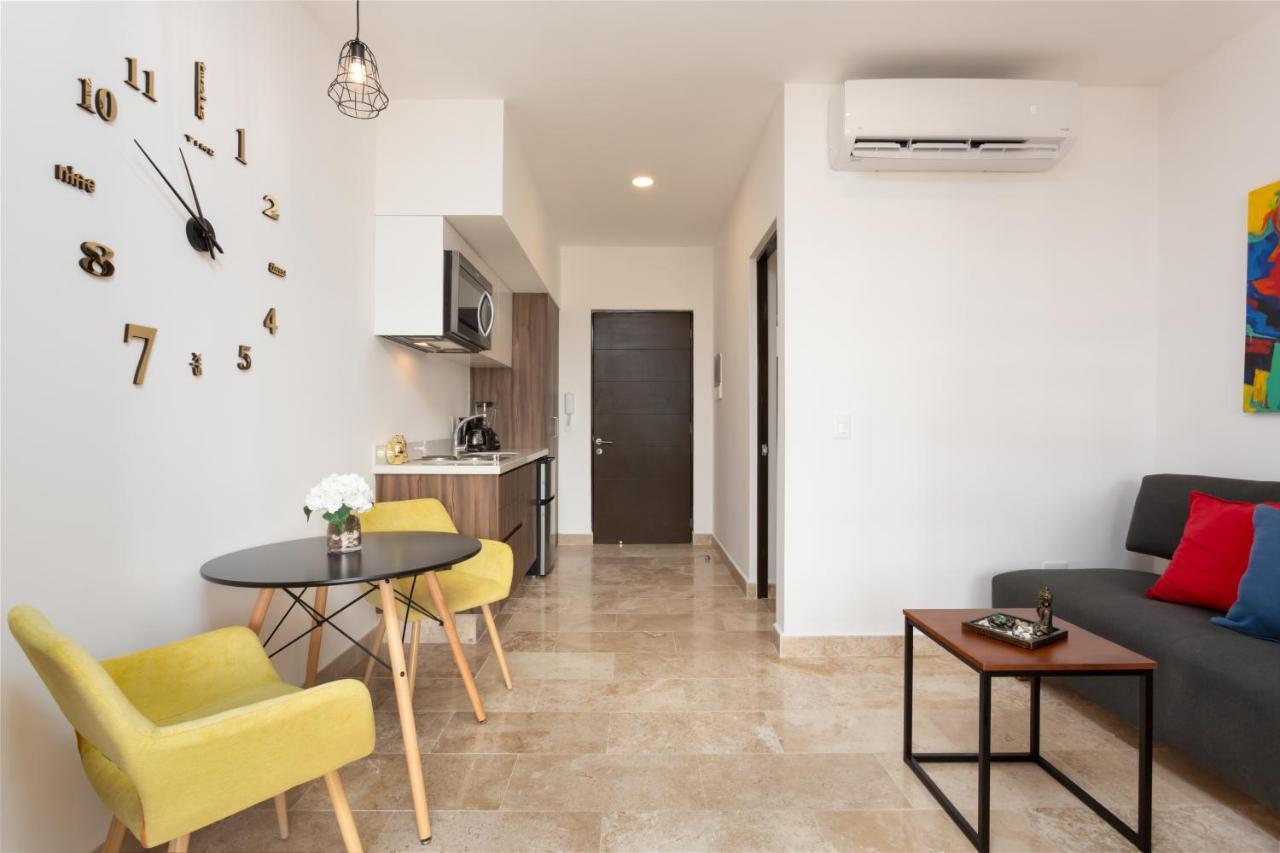 Vanessa 42 A 1 Min De La Playa Y 5ta Av Apartamento